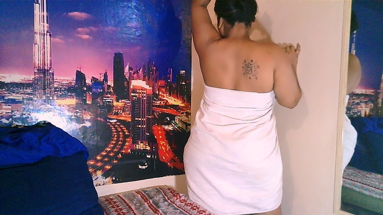 Live sex webcam photo for FancyIndian #8102212