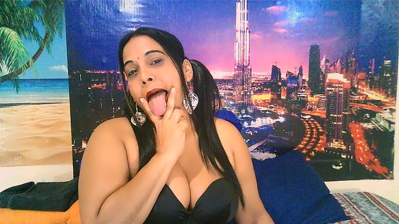 Live sex webcam photo for FancyIndian #8102215