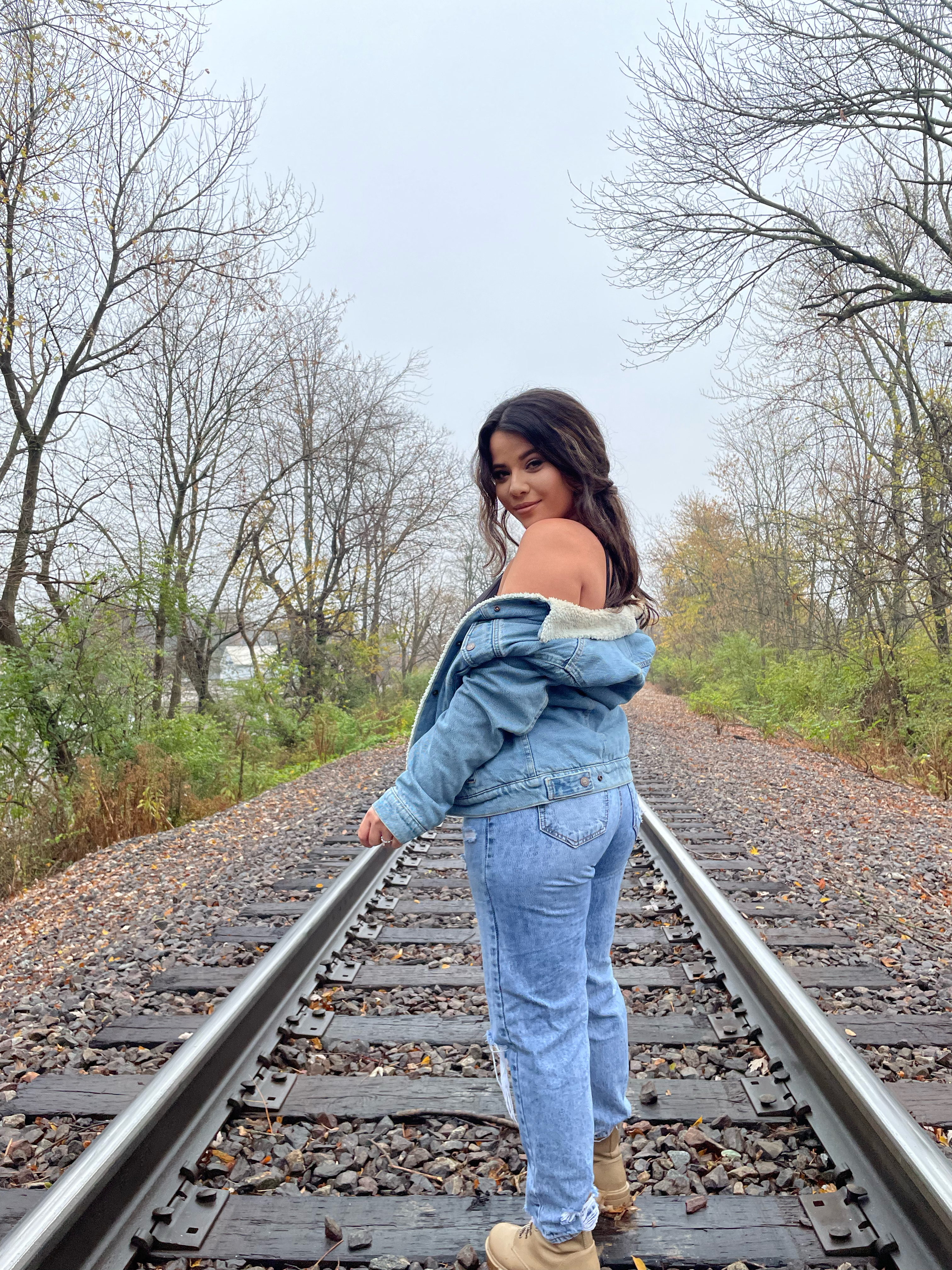 Live sex webcam photo for KensleeFaye #7381550