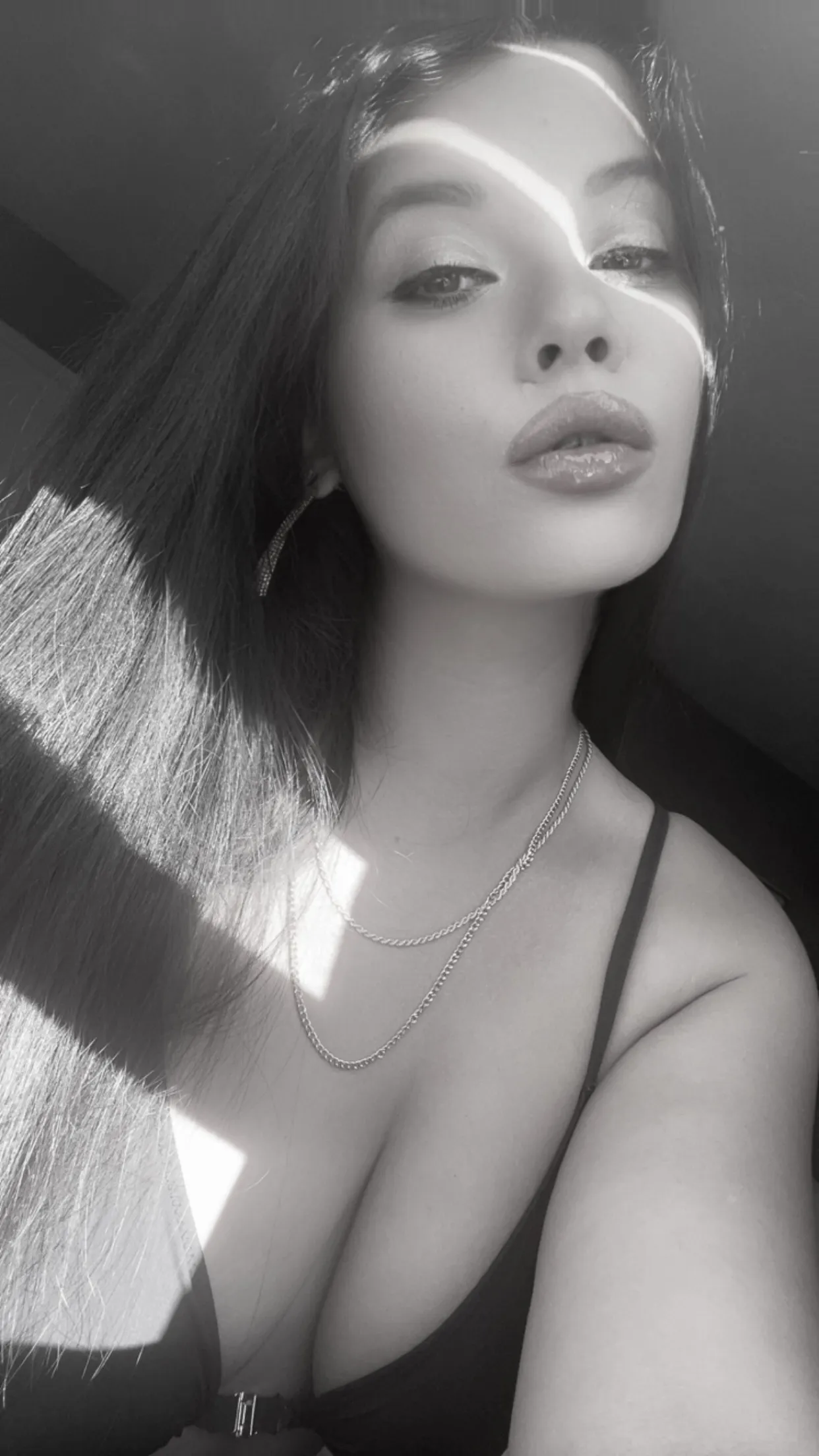 Live sex webcam photo for KensleeFaye #8015388