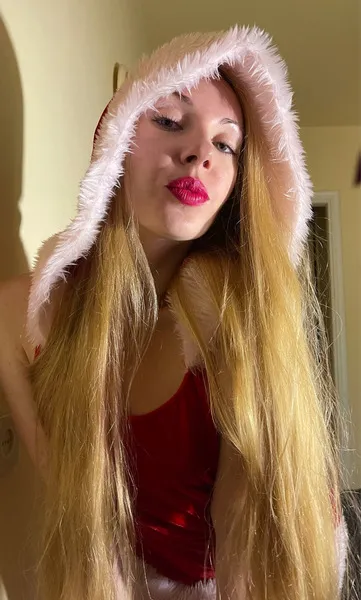 Live sex webcam photo for Sweet_Blonde #3819421