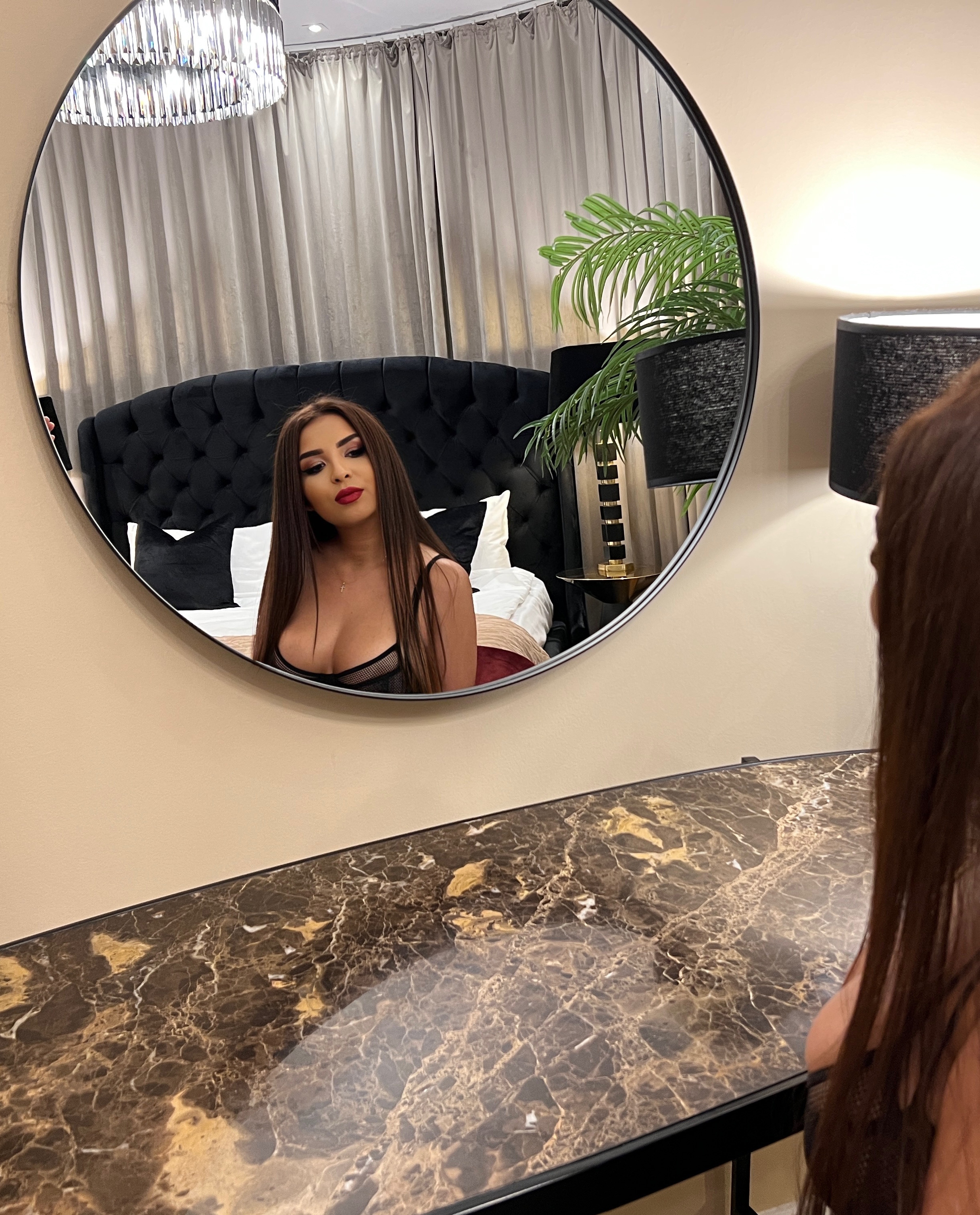 Live sex webcam photo for ErynDivya #7826260