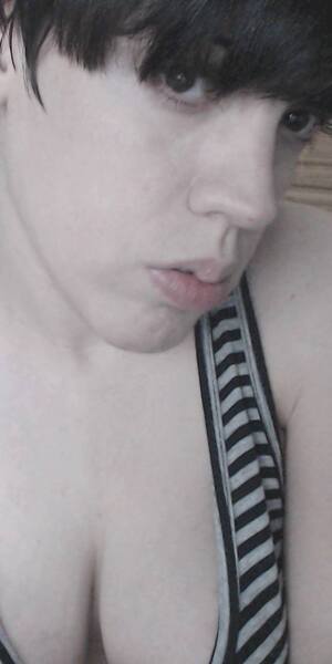 Live sex webcam photo for MelinahViking #5731529