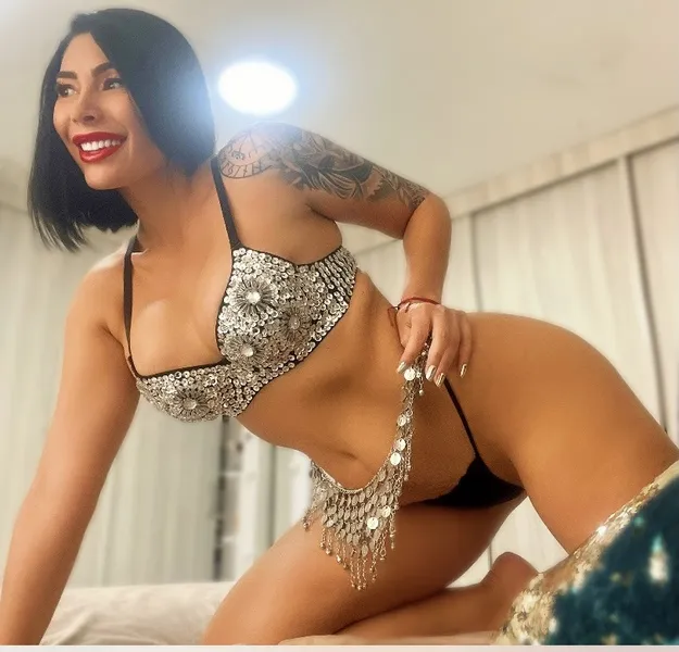 Live sex webcam photo for miranda_masie #2392225