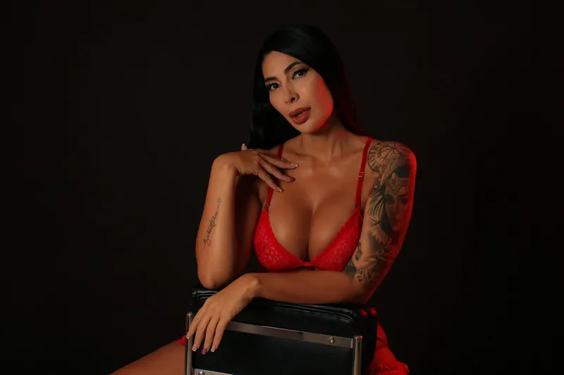 Live sex webcam photo for miranda_masie #2931495