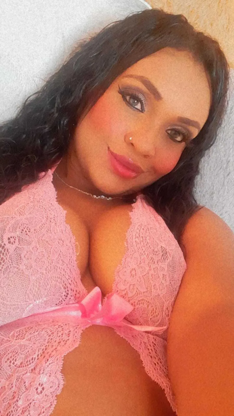 Live sex webcam photo for allycharlotte #7900086