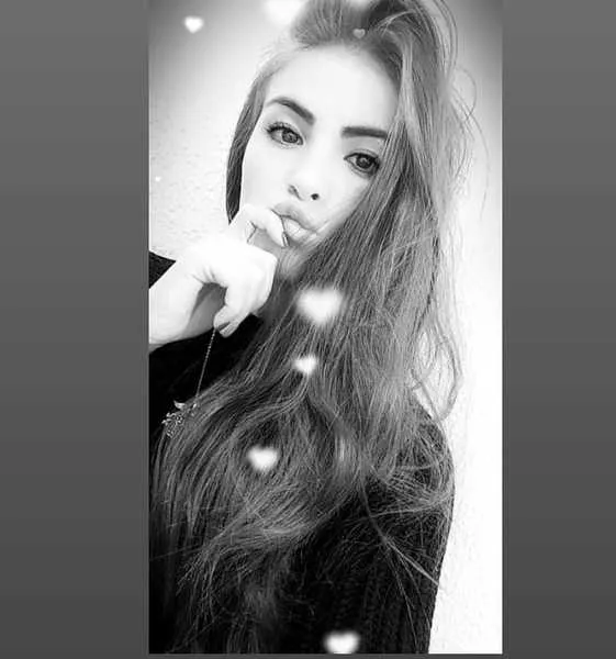 Live sex webcam photo for Helsey_Morgan #1749108