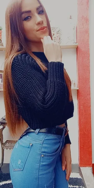 Live sex webcam photo for Helsey_Morgan #2351643