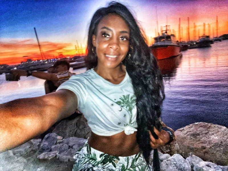 Live sex webcam photo for CanbelRosy #2899105