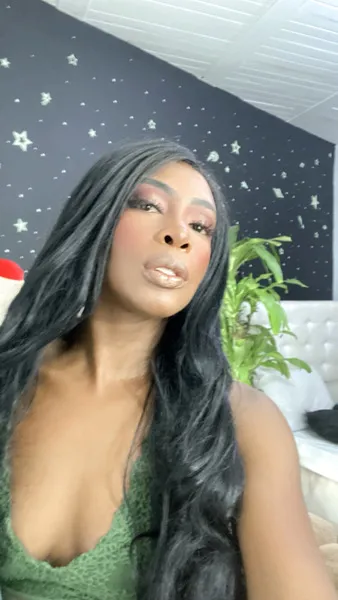 Live sex webcam photo for CanbelRosy #2899173