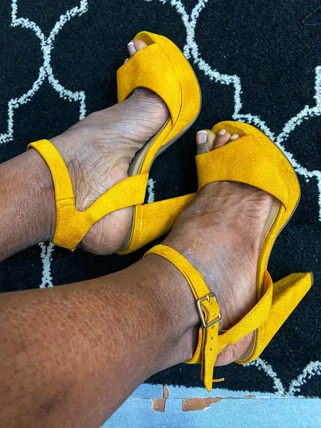 Live sex webcam photo for CanbelRosy #3109227