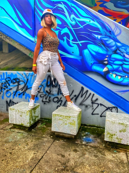 Live sex webcam photo for CanbelRosy #2899149