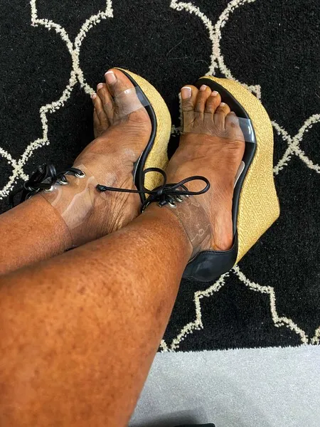 Live sex webcam photo for CanbelRosy #3109220