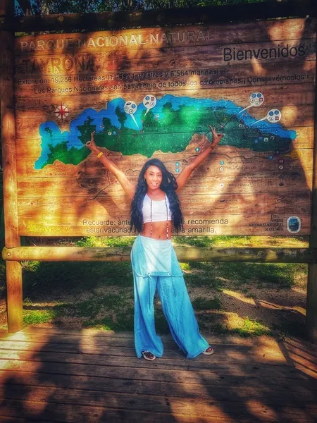 Live sex webcam photo for CanbelRosy #2899111