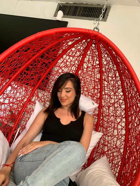 Live sex webcam photo for KimCoopper #4215745