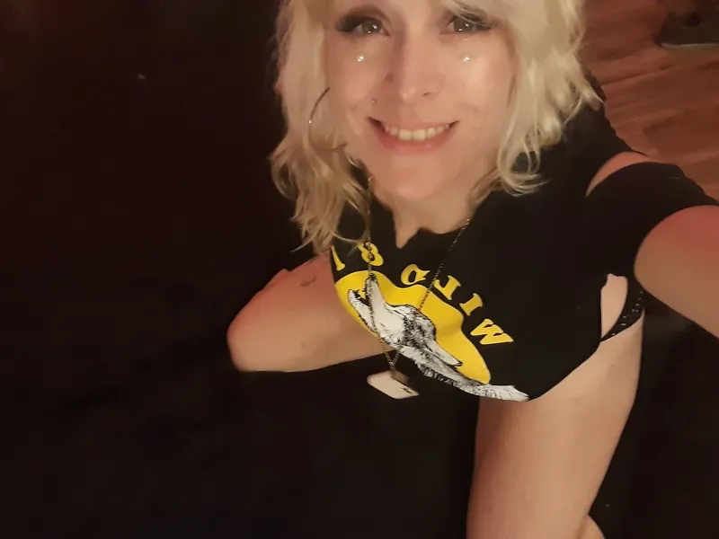 Live sex webcam photo for GoddessNikiana #1733587