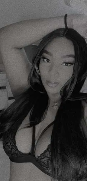 Live sex webcam photo for Emmabrown #3308846