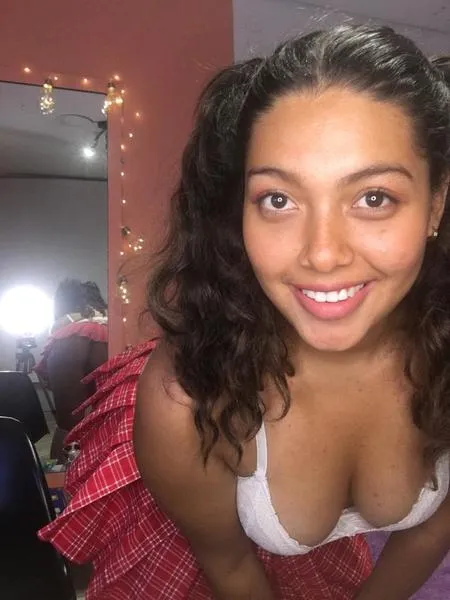 Live sex webcam photo for Amanda_Candy #2169383