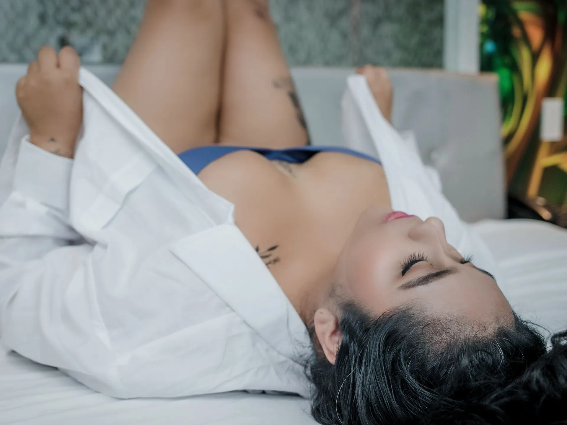 Live sex webcam photo for Vikyleee #4147163