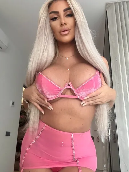 Live sex webcam photo for TanyaMonroe #7793159