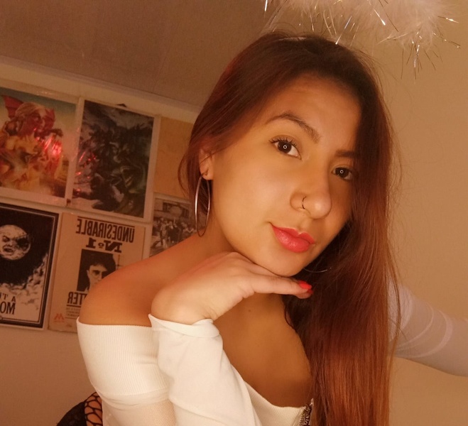 Live sex webcam photo for AradiaX #1779991