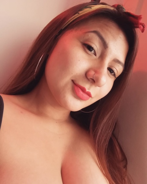 Live sex webcam photo for AradiaX #1779972