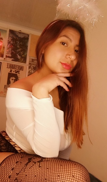 Live sex webcam photo for AradiaX #1779989