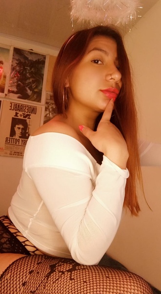 Live sex webcam photo for AradiaX #1779990