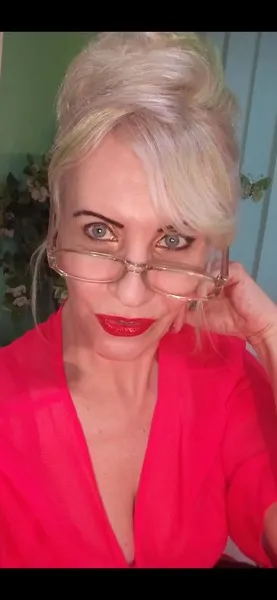 Live sex webcam photo for Ghertrude_mature #7133256