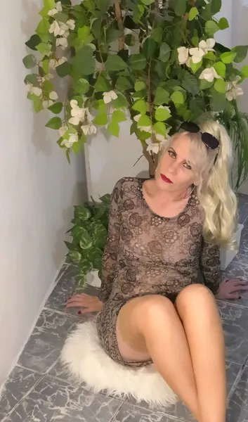 Live sex webcam photo for Ghertrude_mature #7133246