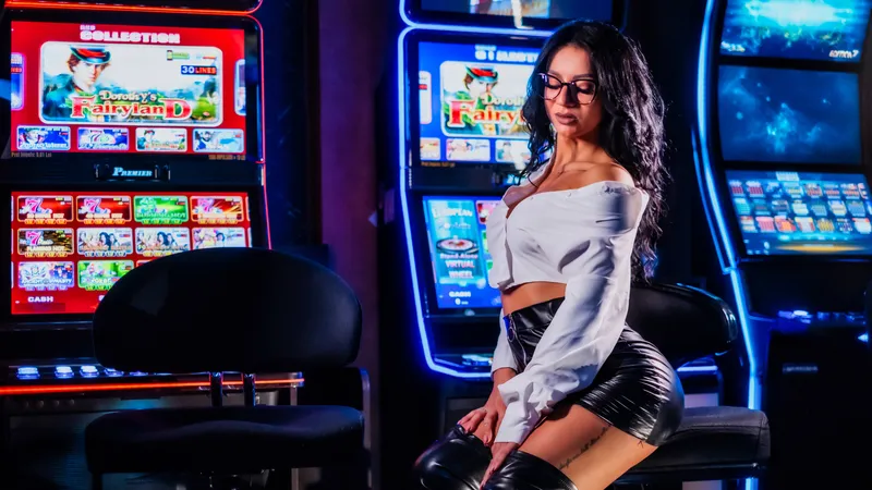 Live sex webcam photo for JadeHarris #6012621