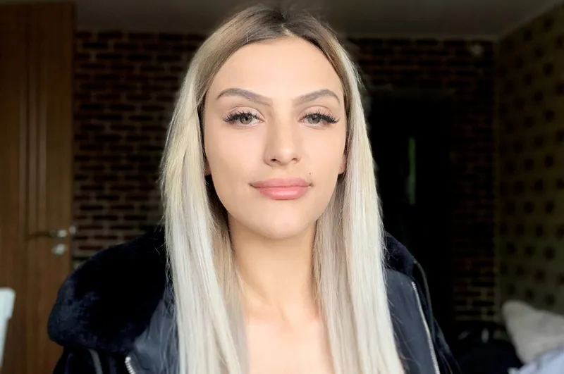 Live sex webcam photo for Emma_Rossse #5900699