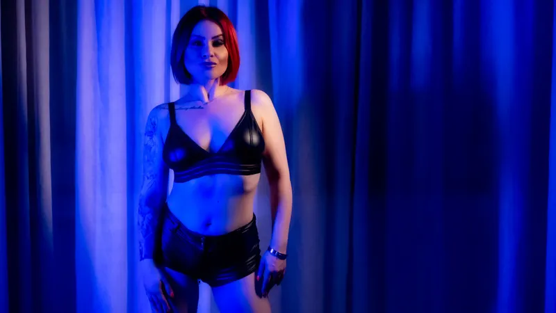 Live sex webcam photo for MoneyQueen #1731565