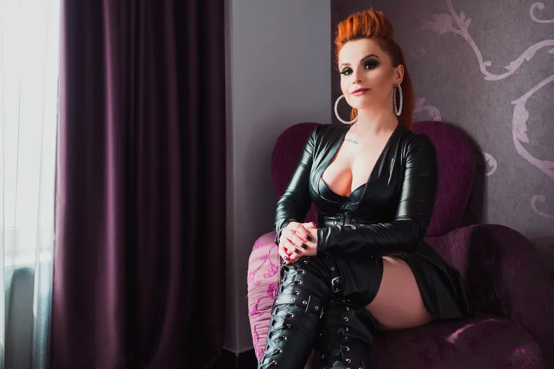 Live sex webcam photo for MoneyQueen #1731665