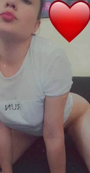Live sex webcam photo for laura_esteban #2113616