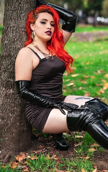 Live sex webcam photo for ElizabethSwansx #1713216
