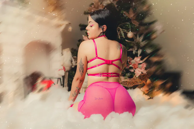 Live sex webcam photo for KimTaylorr #3822117