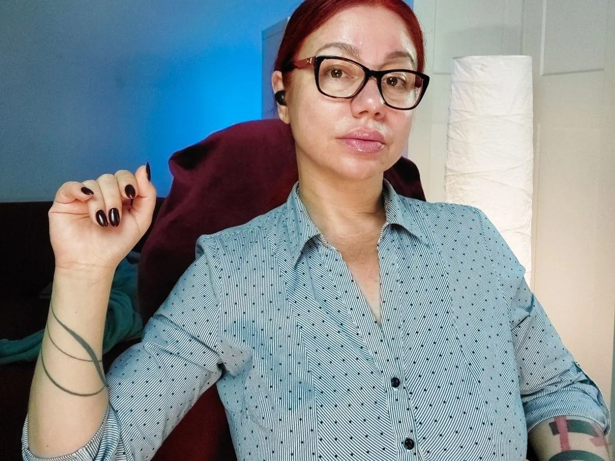 Live sex webcam photo for Ella_Kross #5953517