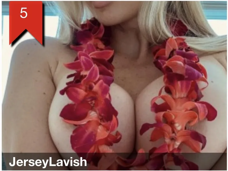 Live sex webcam photo for MissJerseylicious #2739652