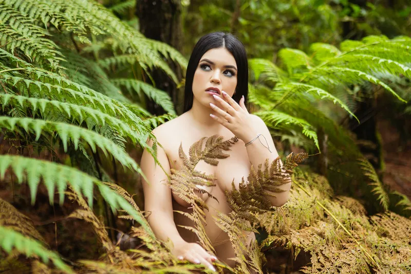 Live sex webcam photo for ThalianaLee #5307388