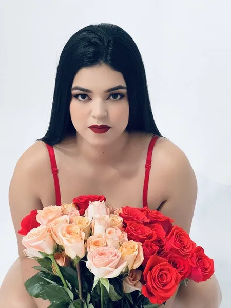 Live sex webcam photo for ThalianaLee #4089314