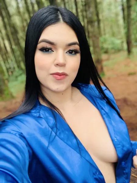 Live sex webcam photo for ThalianaLee #5307370