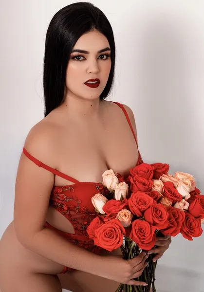 Live sex webcam photo for ThalianaLee #4089321