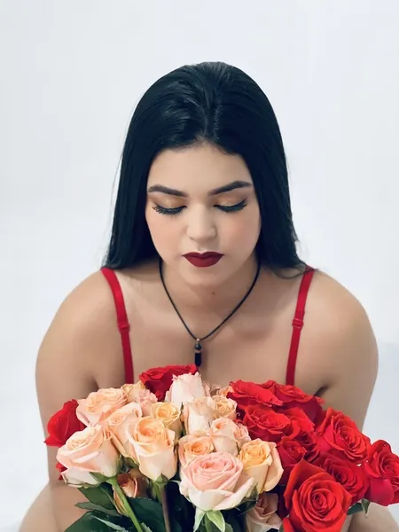 Live sex webcam photo for ThalianaLee #4089313