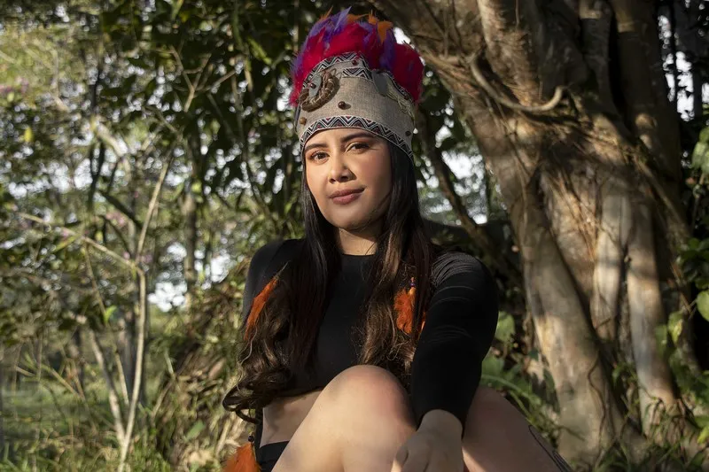 Live sex webcam photo for ThyaraJons #2761346