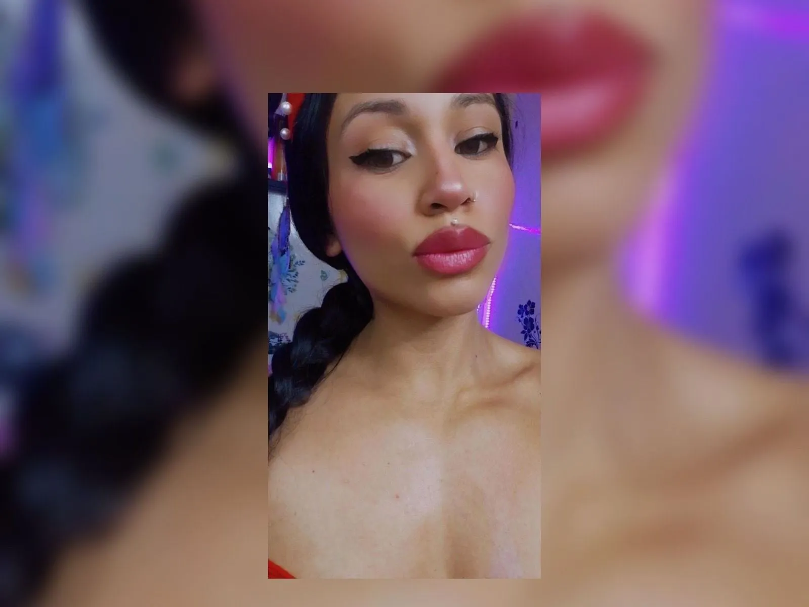 Live sex webcam photo for Mhiaforyou #5757937
