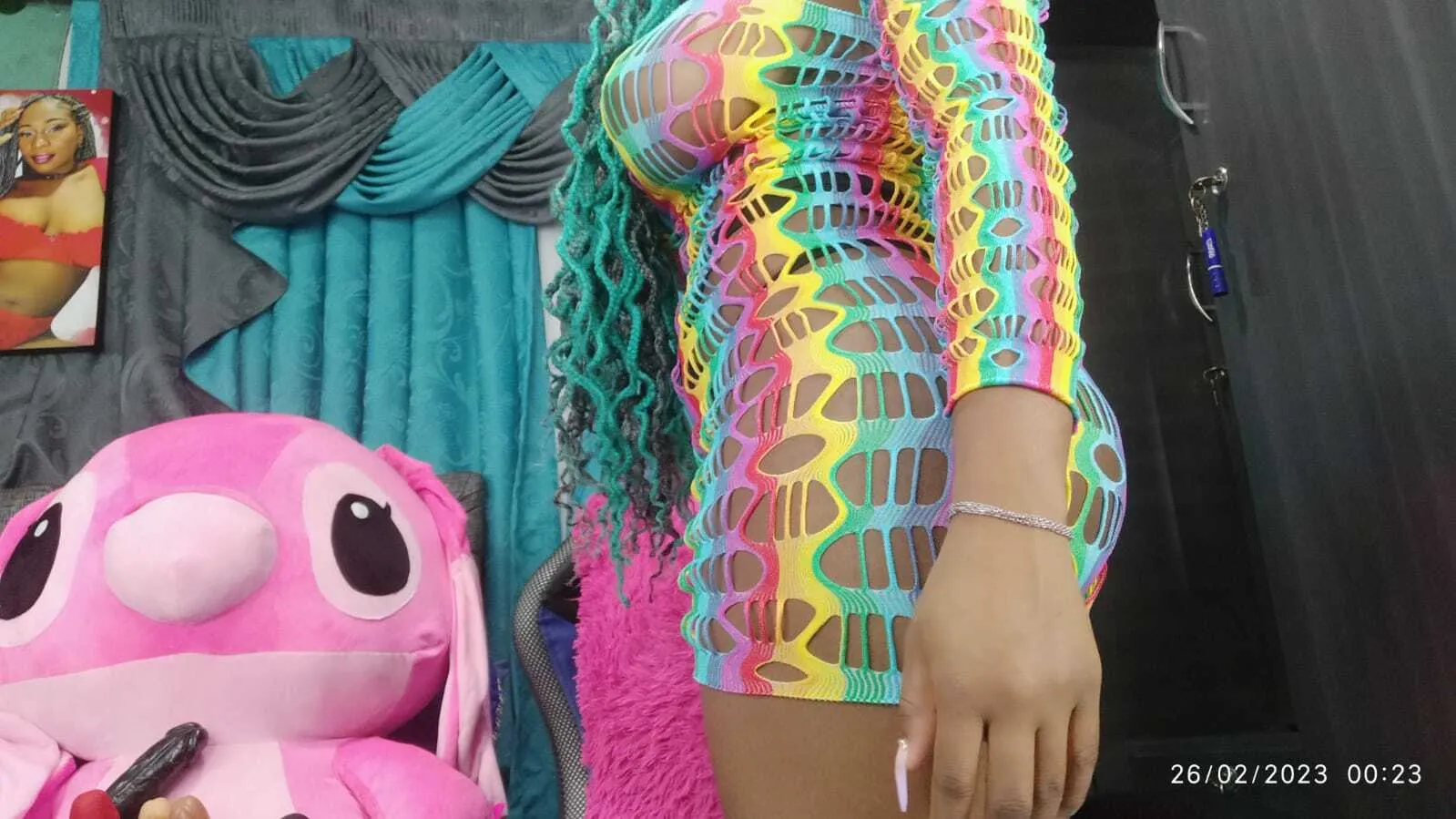 Live sex webcam photo for sara_greyx #7883327