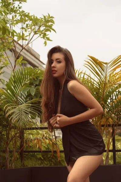 Live sex webcam photo for Emma_Palacio #1892400