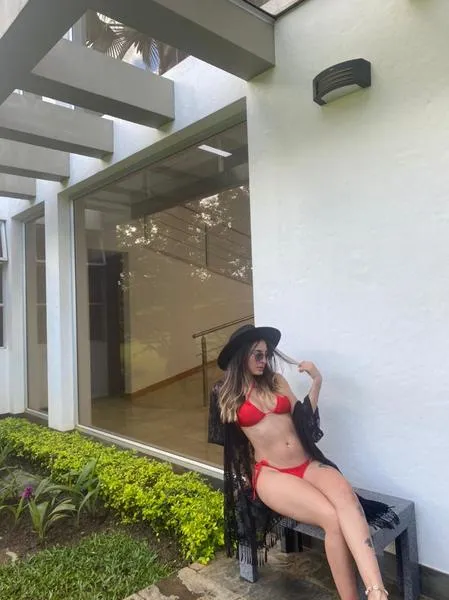 Live sex webcam photo for KarimParks #2695004