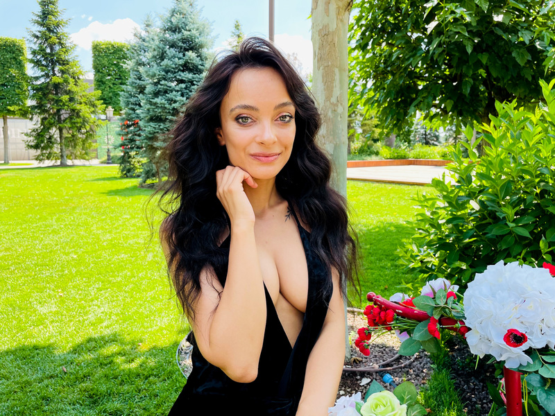 Live sex webcam photo for SierraKnight #2301683